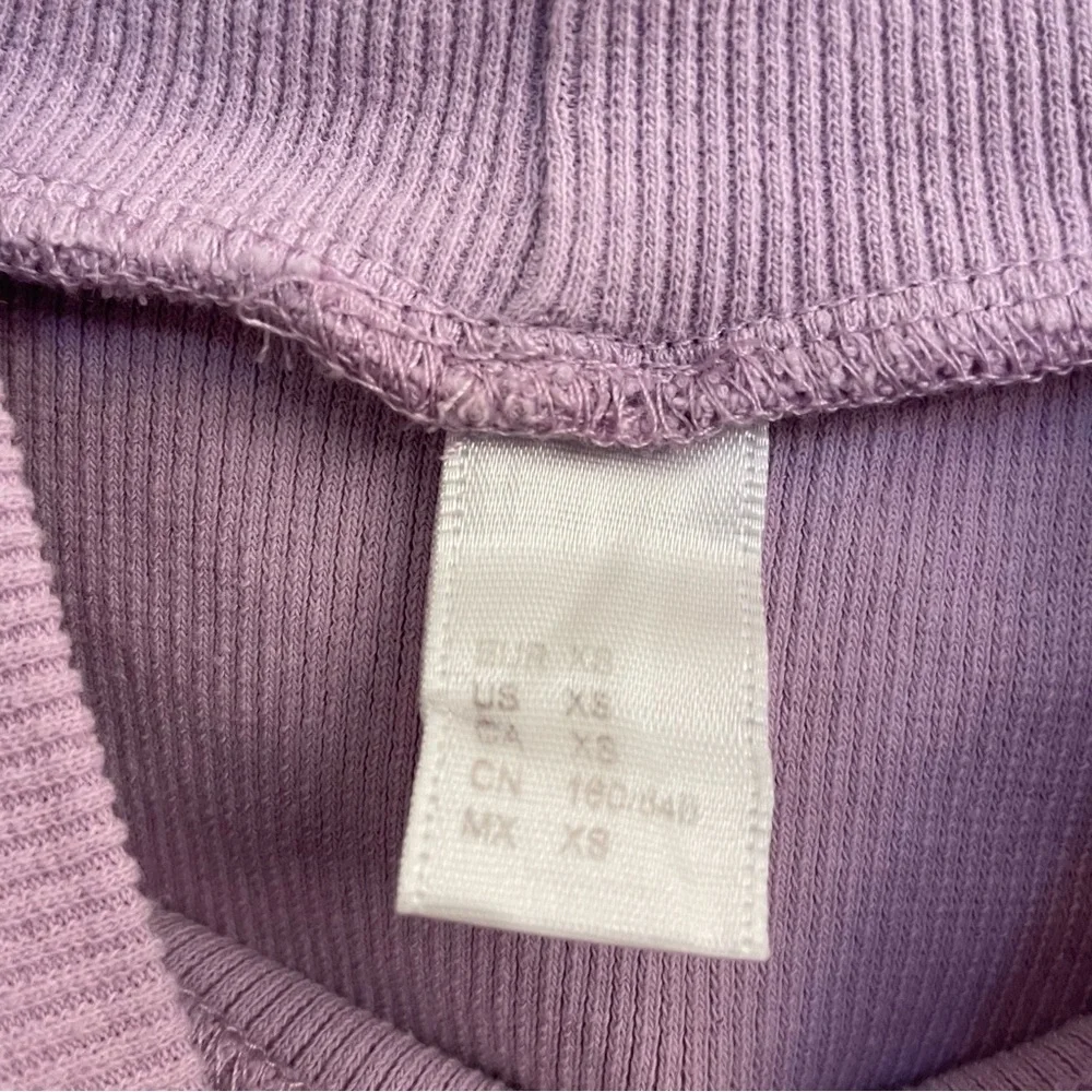 WDIRARA Amazon Ruffle High Neck Crop Top Size: XS - Picture 7 of 7